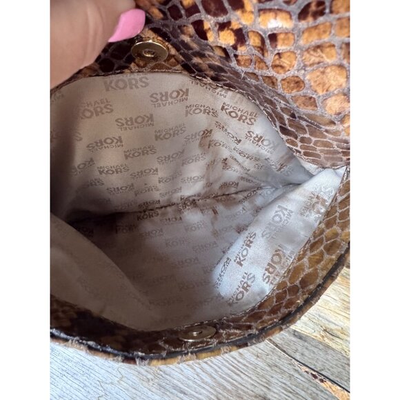 Michael Kors Crossbody Bag Women Snakeskin Print Leather Gold Tone Flap Snap Cha - Picture 7 of 7